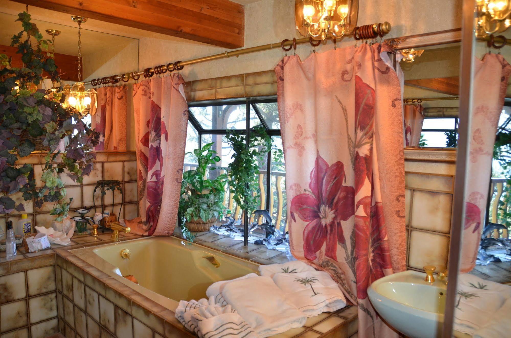 Where Eagles Fly Bed & Breakfast Elk Point Exterior photo