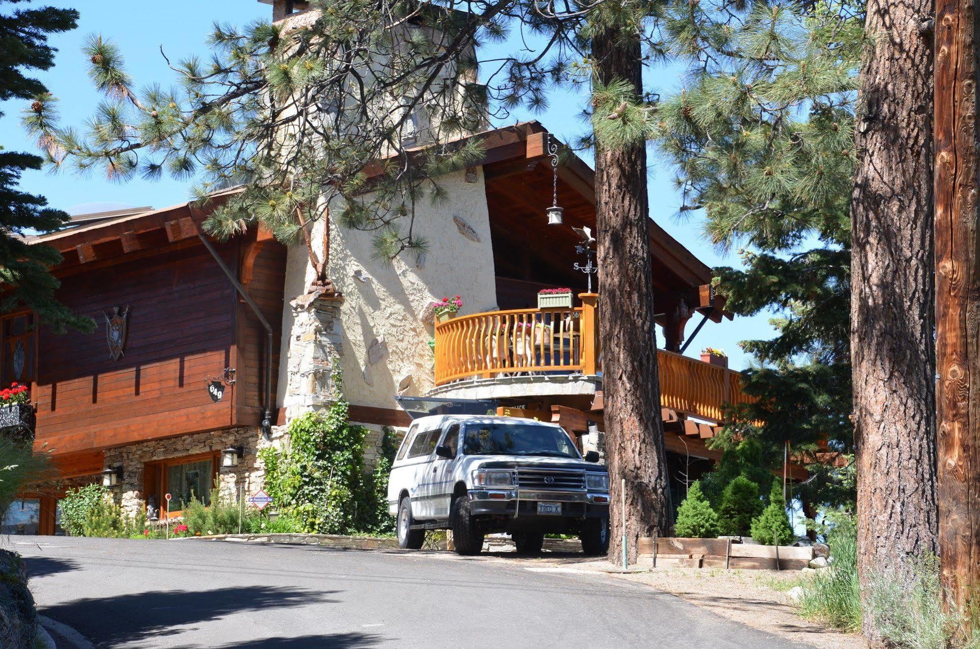 Where Eagles Fly Bed & Breakfast Elk Point Exterior photo